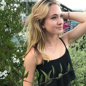 Meet your Posher, Daniella